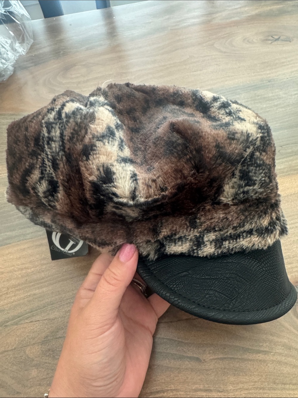 New Giovannio cha cha Faux Fur Brown & Black Newsboy Cap